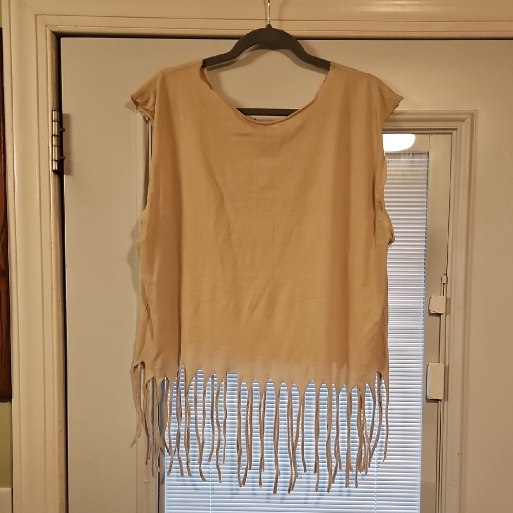 Cropped Beige Fringe Tank Top with Graphic Text Lg/xl "Fully Known, Deeply Loved - Picture 3 of 5